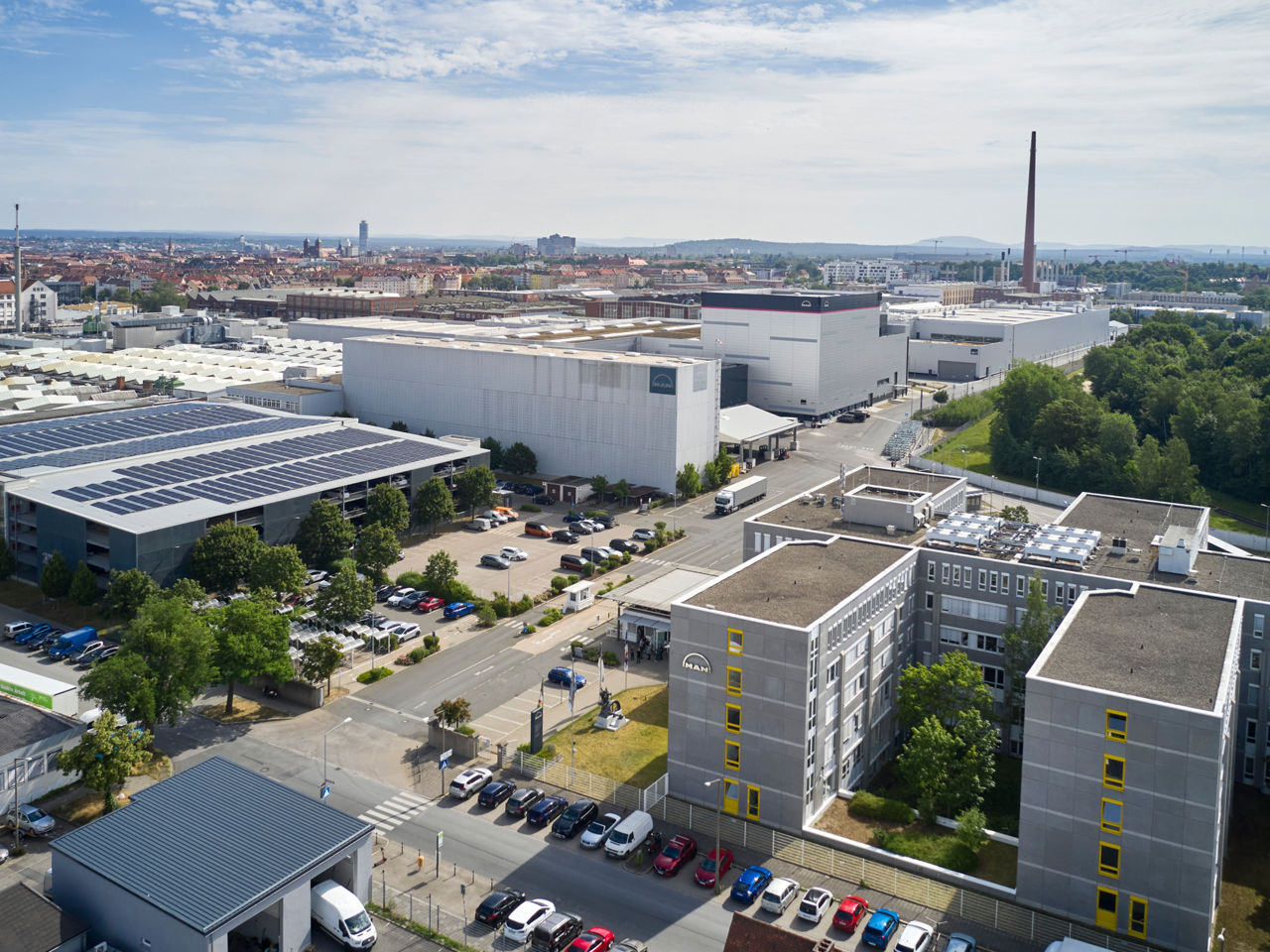 Das MAN-Werk Nürnberg: Hier entstehen Hochvoltbatterien – und dort beginnt auch ihr zweites Leben. 